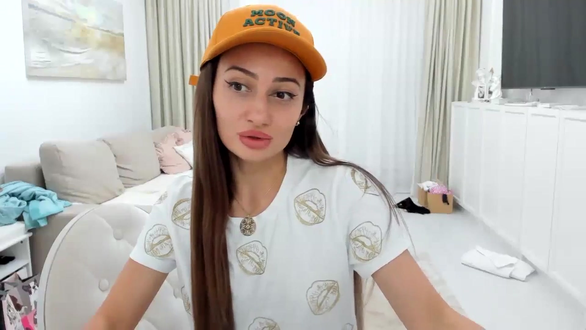 Gallery image thumbnail from Wennndyk's myfreecams stream on, 08/27/2023, 20:24 image 12 of 20