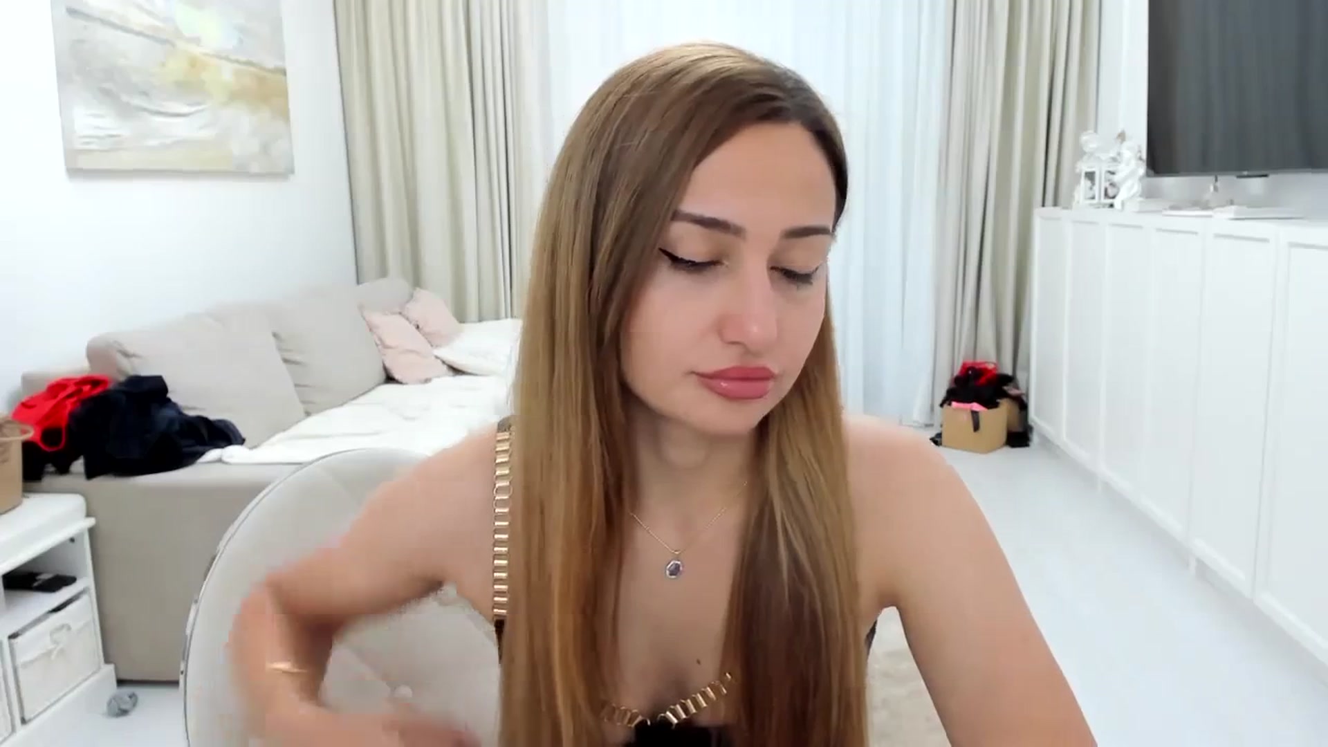 Gallery image thumbnail from Wennndyk's myfreecams stream on, 10/03/2023, 22:43 image 10 of 20