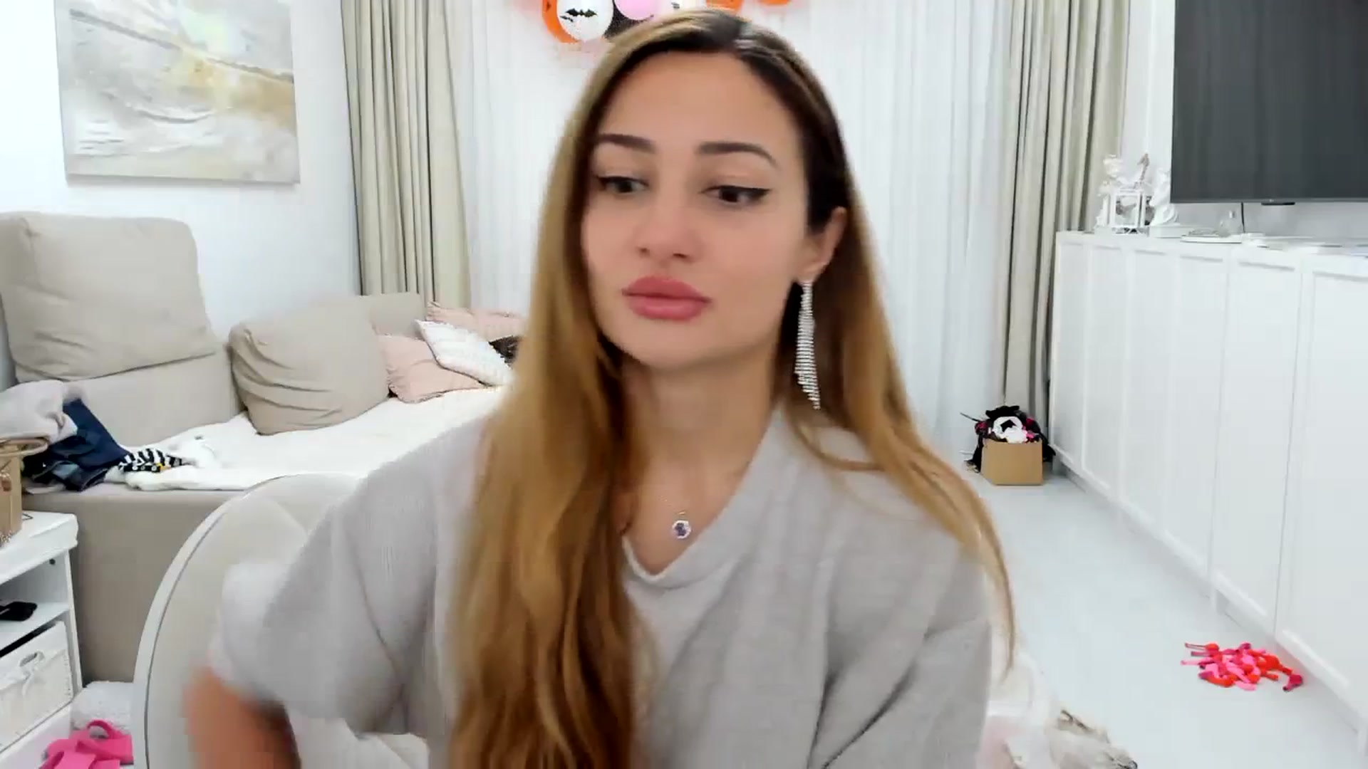 Gallery image thumbnail from Wennndyk's myfreecams stream on, 10/26/2023, 22:14 image 15 of 20
