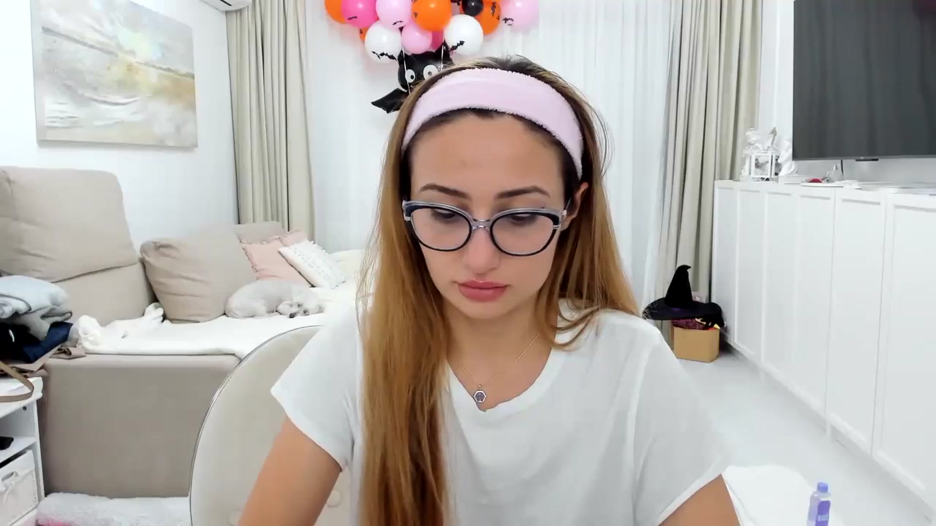 Gallery image thumbnail from Wennndyk's myfreecams stream on, 10/30/2023, 24:03 image 19 of 20