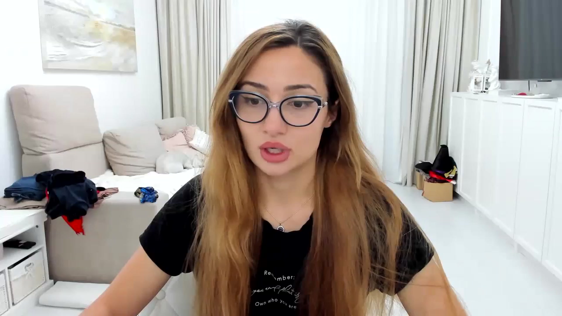 Gallery image thumbnail from Wennndyk's myfreecams stream on, 11/05/2023, 23:51 image 12 of 20