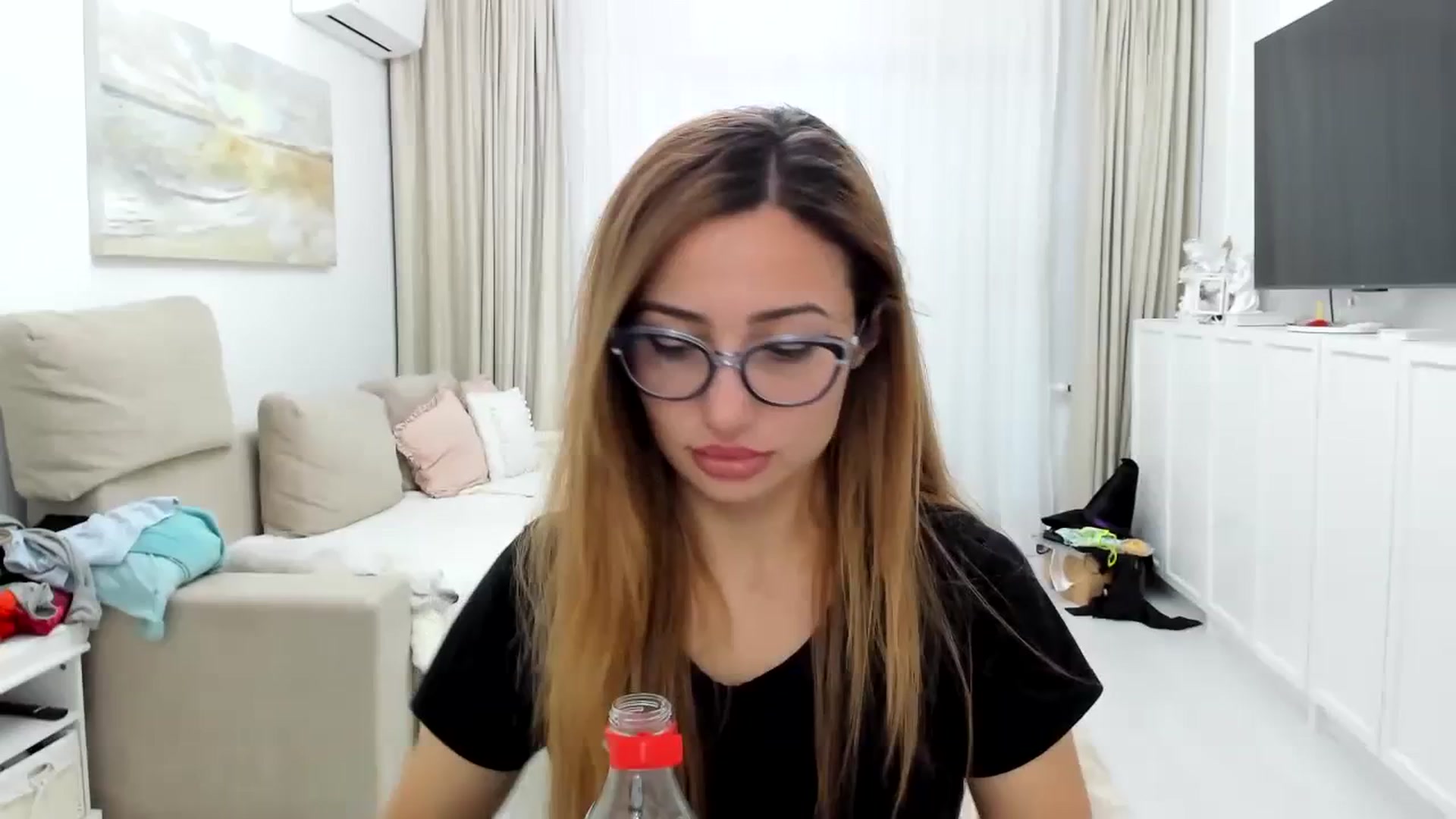 Gallery image thumbnail from Wennndyk's myfreecams stream on, 11/19/2023, 14:08 image 1 of 20