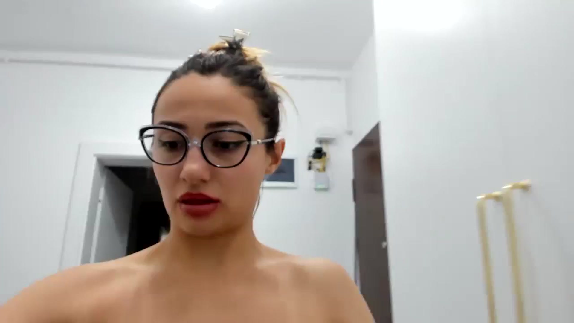 Gallery image thumbnail from Wennndyk's myfreecams stream on, 11/19/2023, 19:38 image 12 of 20