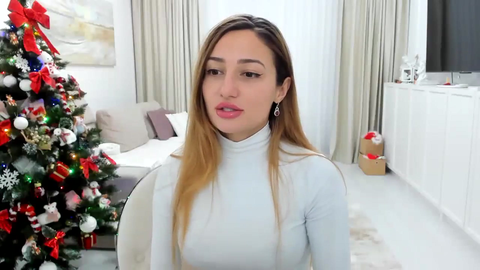 Gallery image thumbnail from Wennndyk's myfreecams stream on, 11/26/2023, 22:59 image 8 of 20