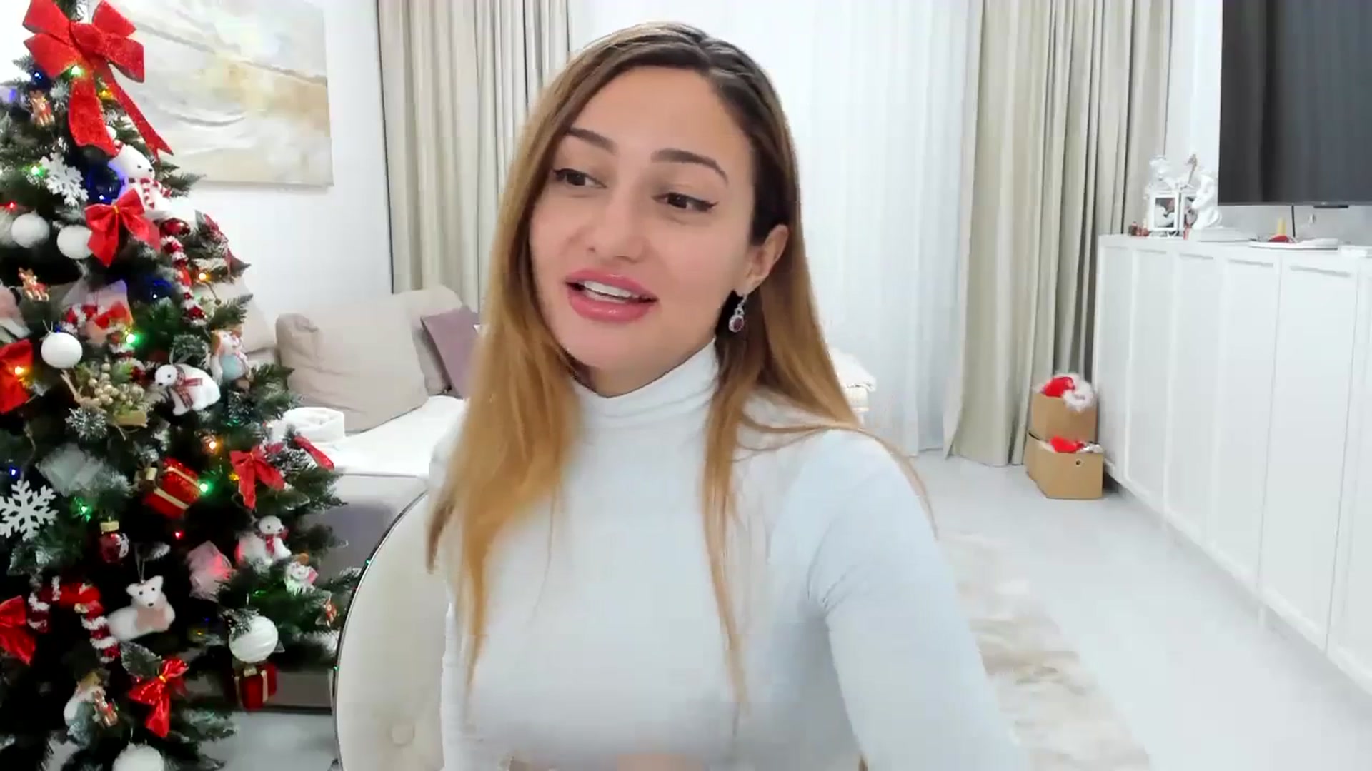 Gallery image thumbnail from Wennndyk's myfreecams stream on, 11/26/2023, 22:59 image 7 of 20