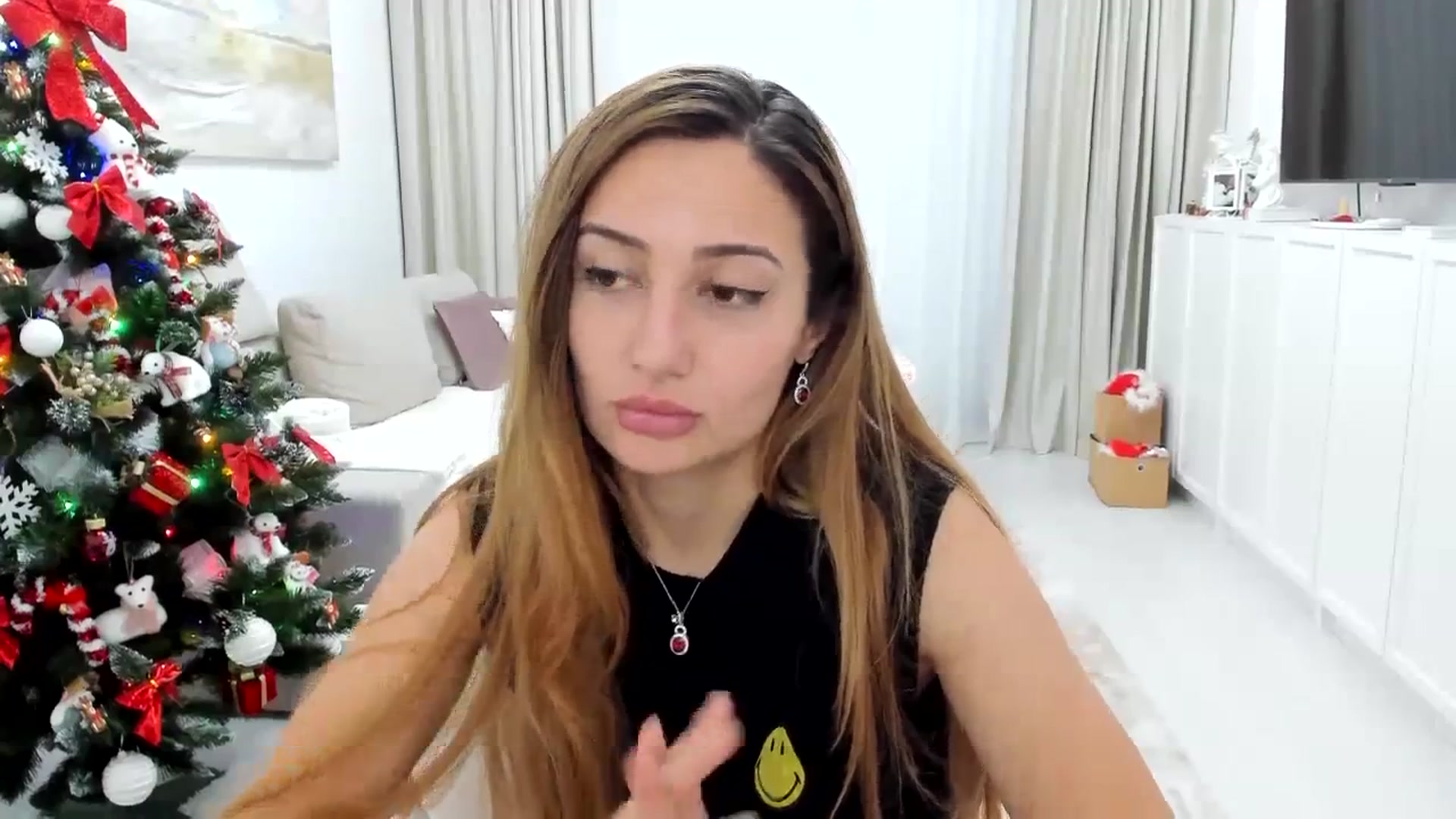 Gallery image thumbnail from Wennndyk's myfreecams stream on, 11/27/2023, 24:23 image 3 of 20