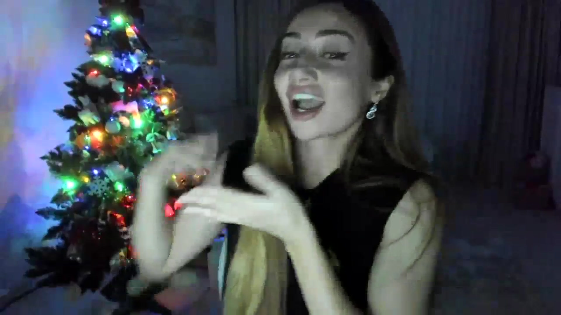 Gallery image thumbnail from Wennndyk's myfreecams stream on, 11/27/2023, 24:23 image 12 of 20