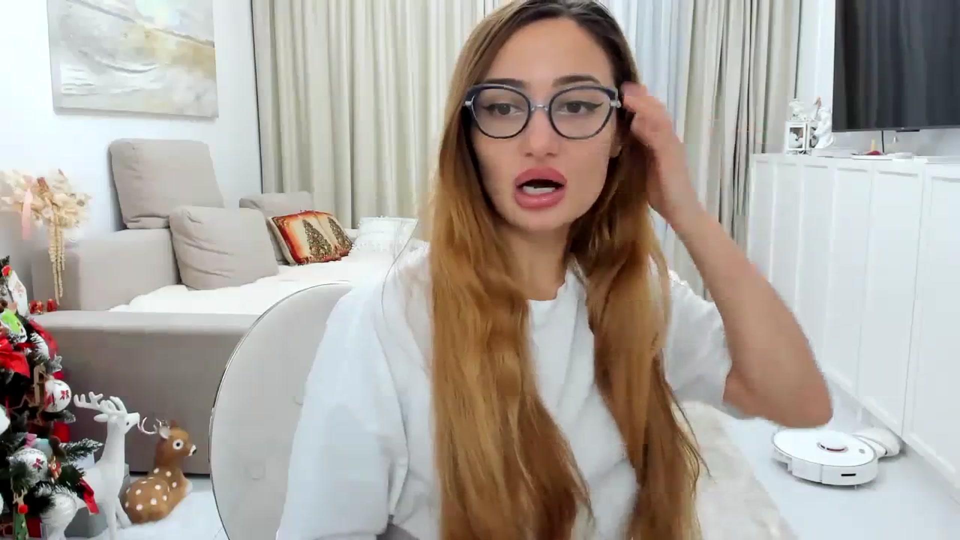 Gallery image thumbnail from Wennndyk's myfreecams stream on, 12/03/2023, 15:39 image 13 of 20