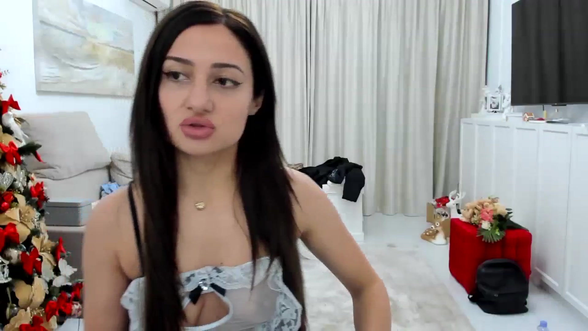 Gallery image thumbnail from Wennndyk's myfreecams stream on, 12/17/2023, 19:32 image 6 of 20