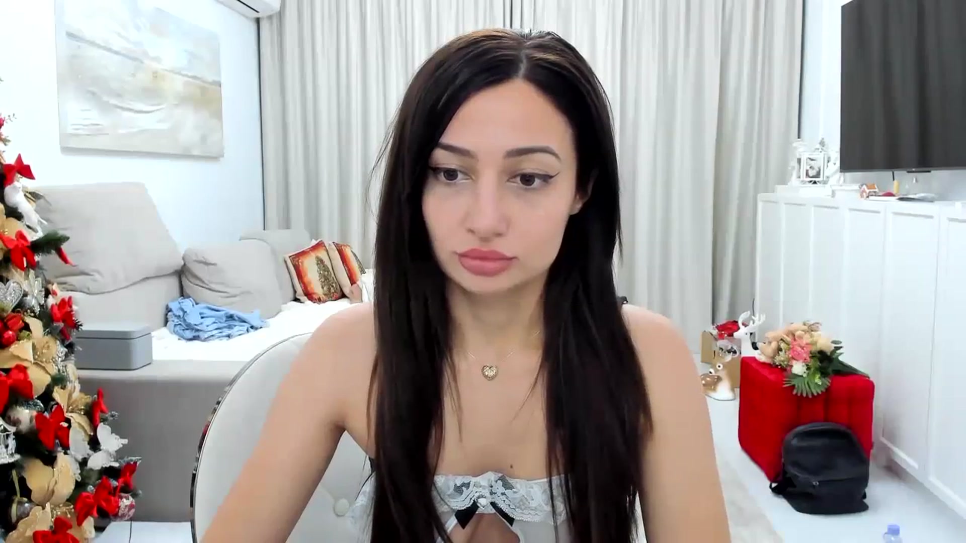 Gallery image thumbnail from Wennndyk's myfreecams stream on, 12/17/2023, 19:32 image 17 of 20