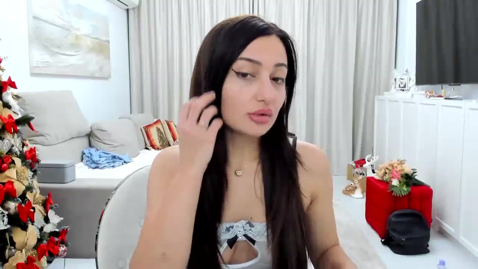 Gallery image thumbnail from Wennndyk's myfreecams stream on, 12/17/2023, 19:32 image 12 of 20