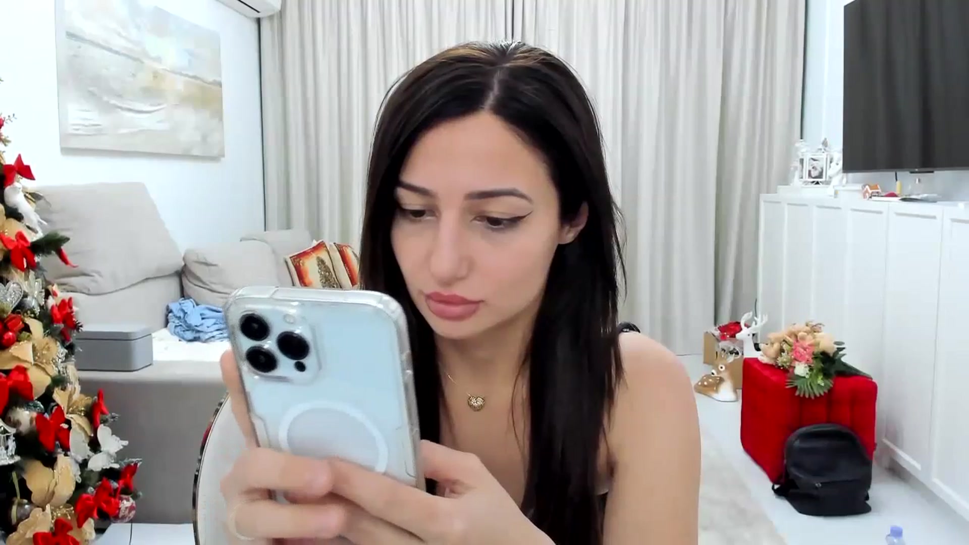 Gallery image thumbnail from Wennndyk's myfreecams stream on, 12/17/2023, 19:32 image 8 of 20