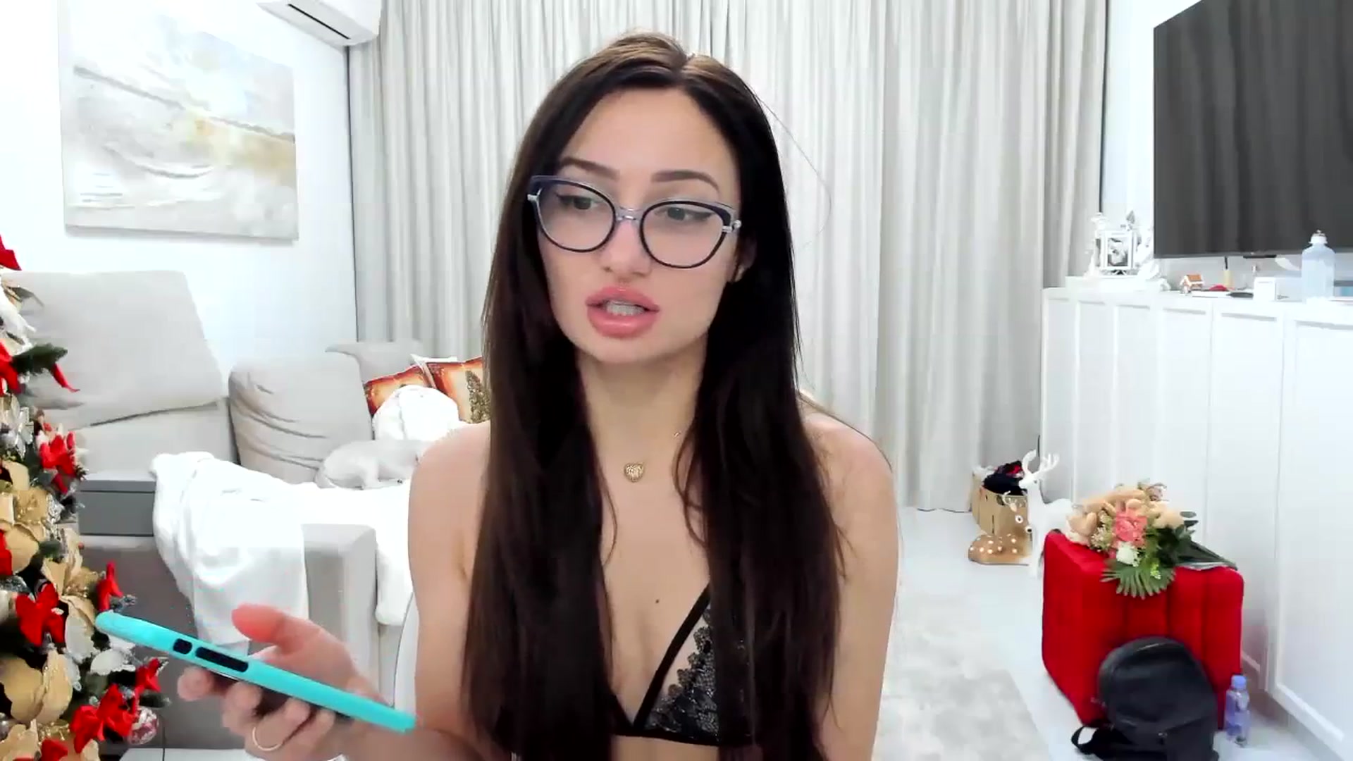 Gallery image thumbnail from Wennndyk's myfreecams stream on, 12/19/2023, 22:32 image 2 of 20