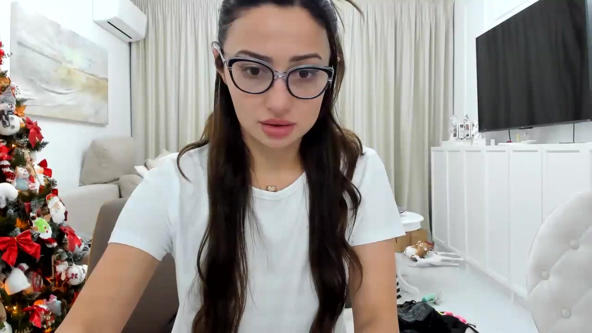 Gallery image thumbnail from Wennndyk's myfreecams stream on, 12/24/2023, 24:03 image 5 of 20