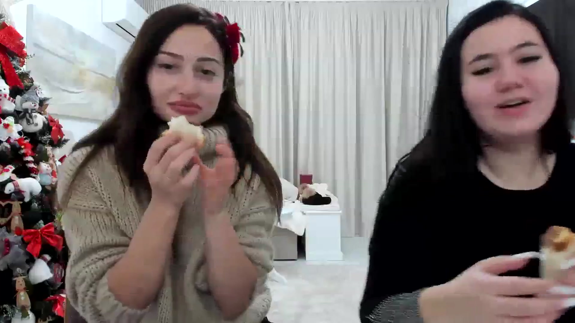 Gallery image thumbnail from Wennndyk's myfreecams stream on, 12/25/2023, 17:06 image 5 of 20