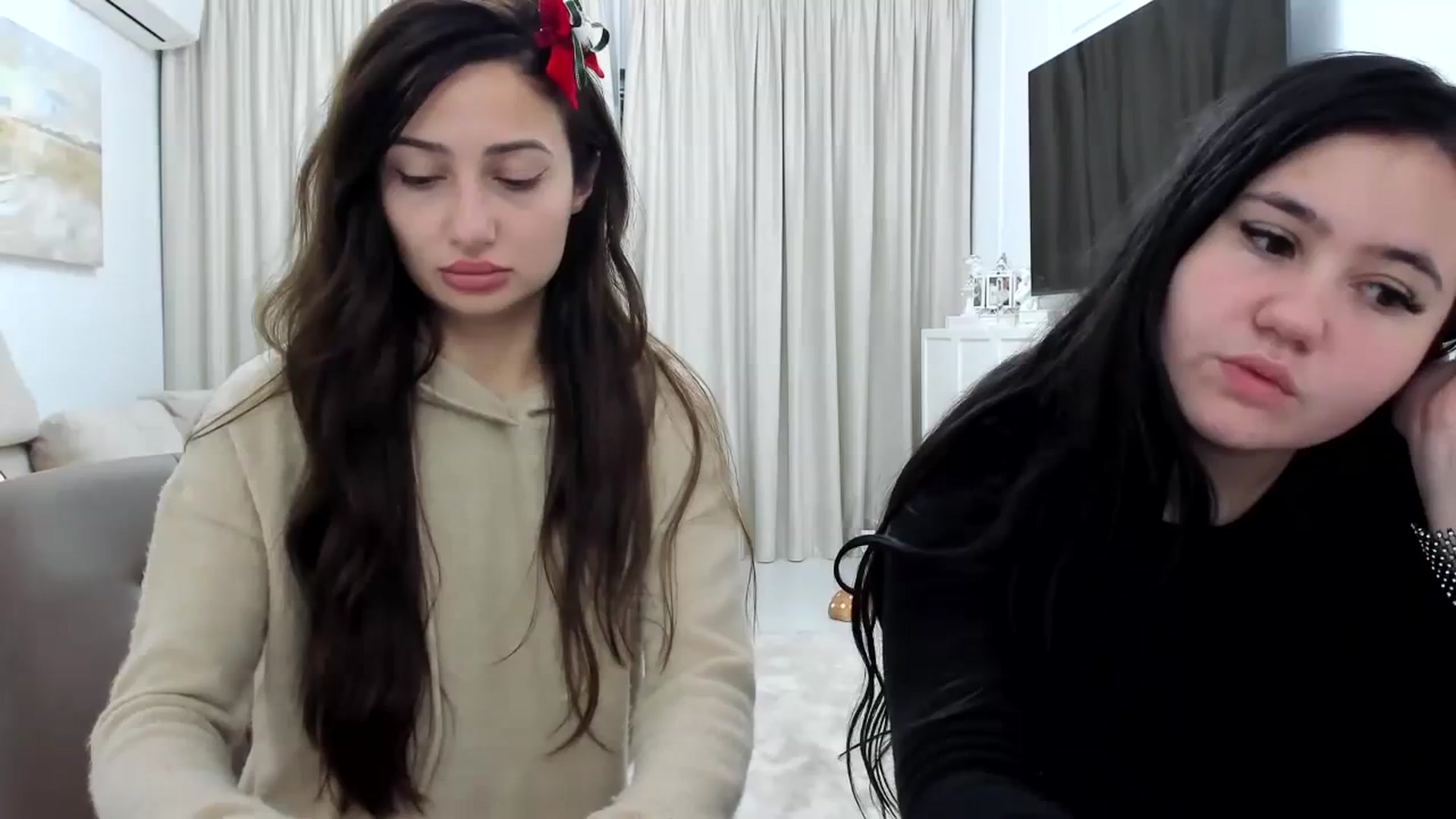 Gallery image thumbnail from Wennndyk's myfreecams stream on, 12/25/2023, 22:19 image 10 of 20