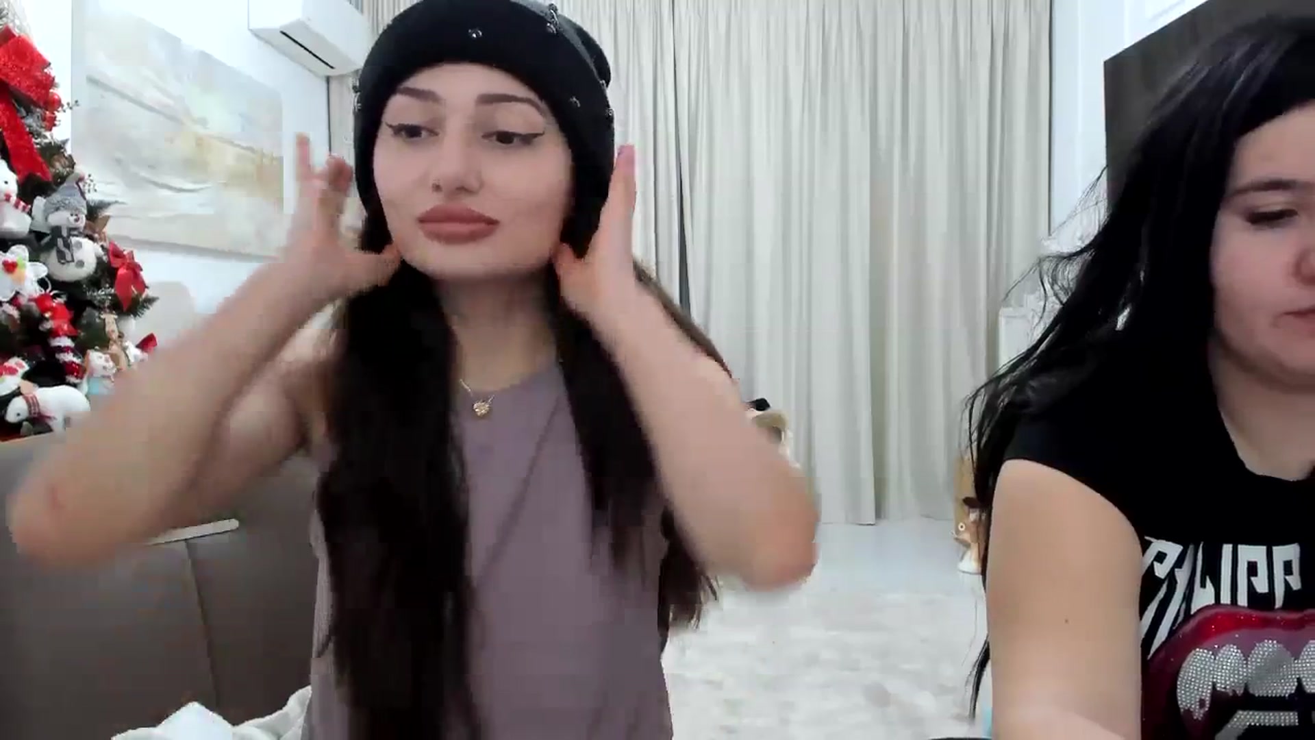 Gallery image thumbnail from Wennndyk's myfreecams stream on, 12/26/2023, 18:38 image 17 of 20