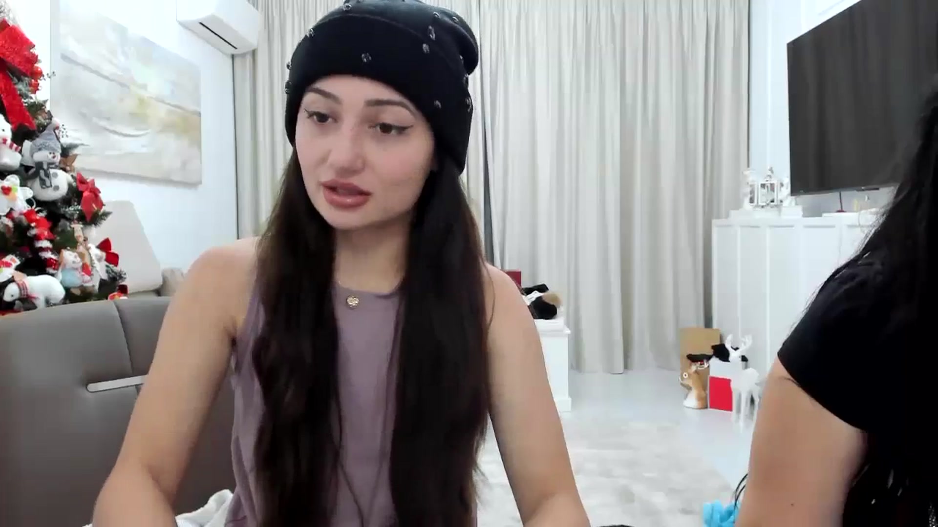Gallery image thumbnail from Wennndyk's myfreecams stream on, 12/26/2023, 18:38 image 9 of 20