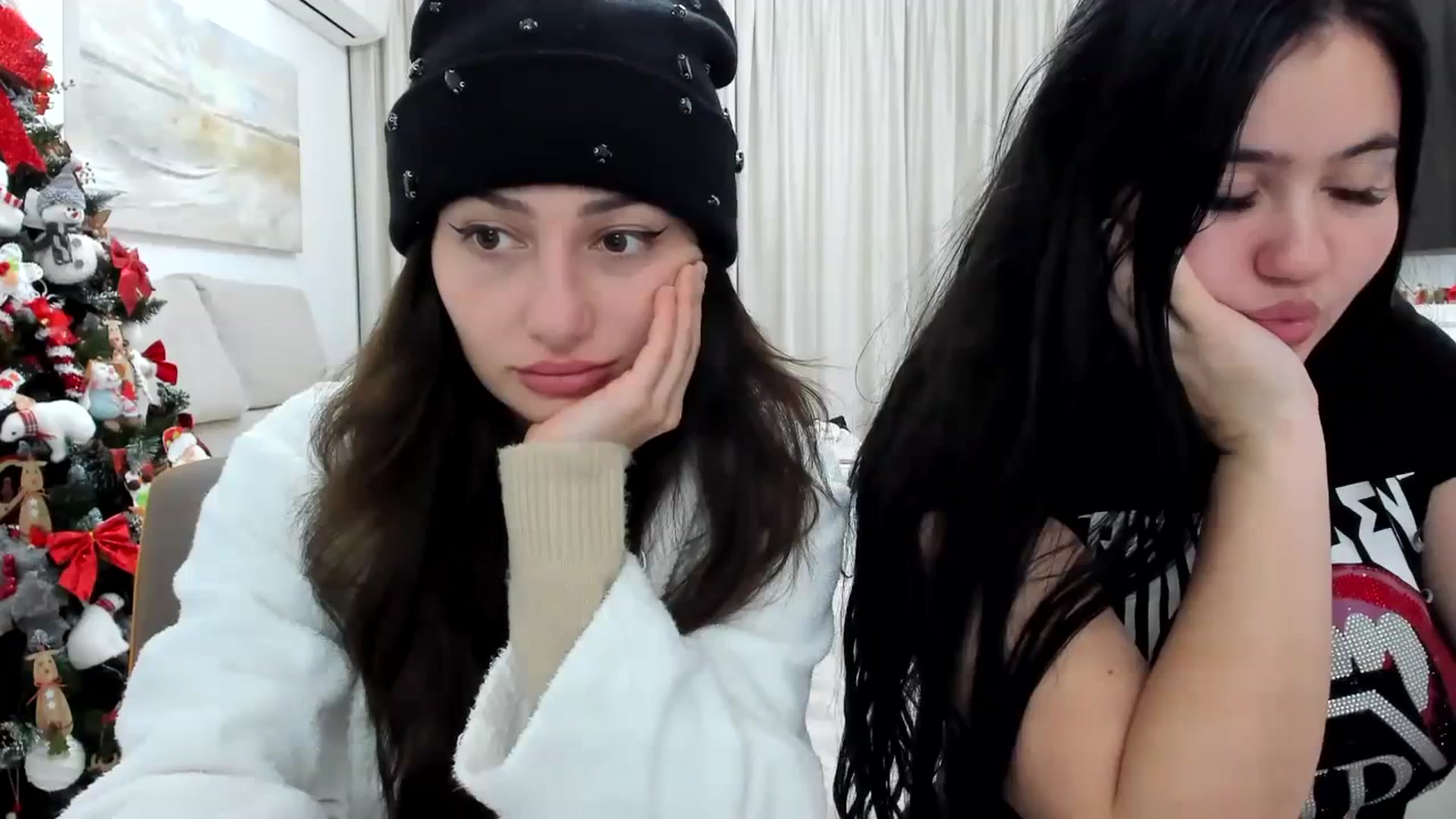 Gallery image thumbnail from Wennndyk's myfreecams stream on, 12/26/2023, 23:55 image 10 of 20