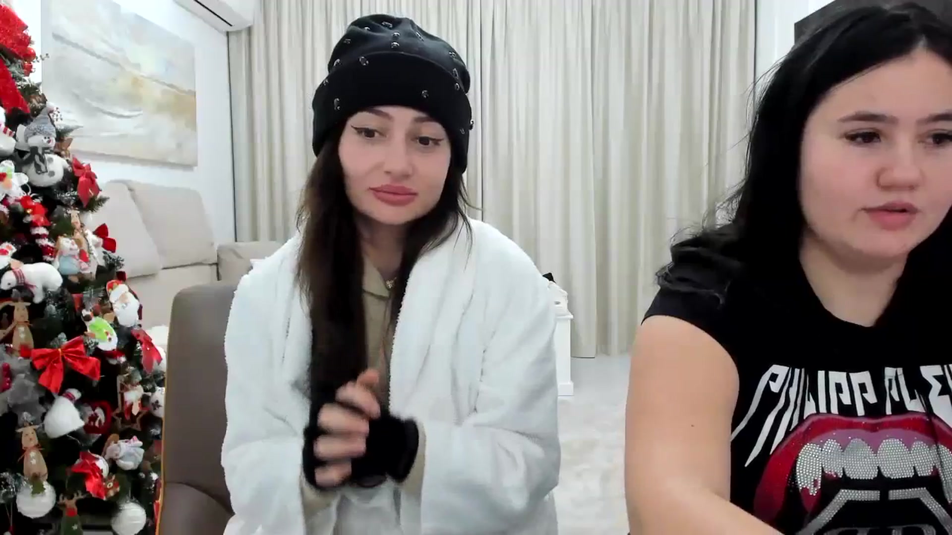 Gallery image thumbnail from Wennndyk's myfreecams stream on, 12/26/2023, 23:55 image 2 of 20