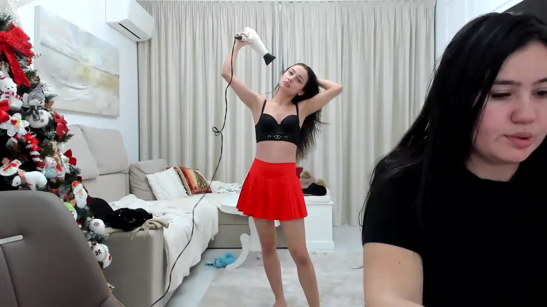 Gallery image thumbnail from Wennndyk's myfreecams stream on, 12/27/2023, 20:32 image 18 of 20