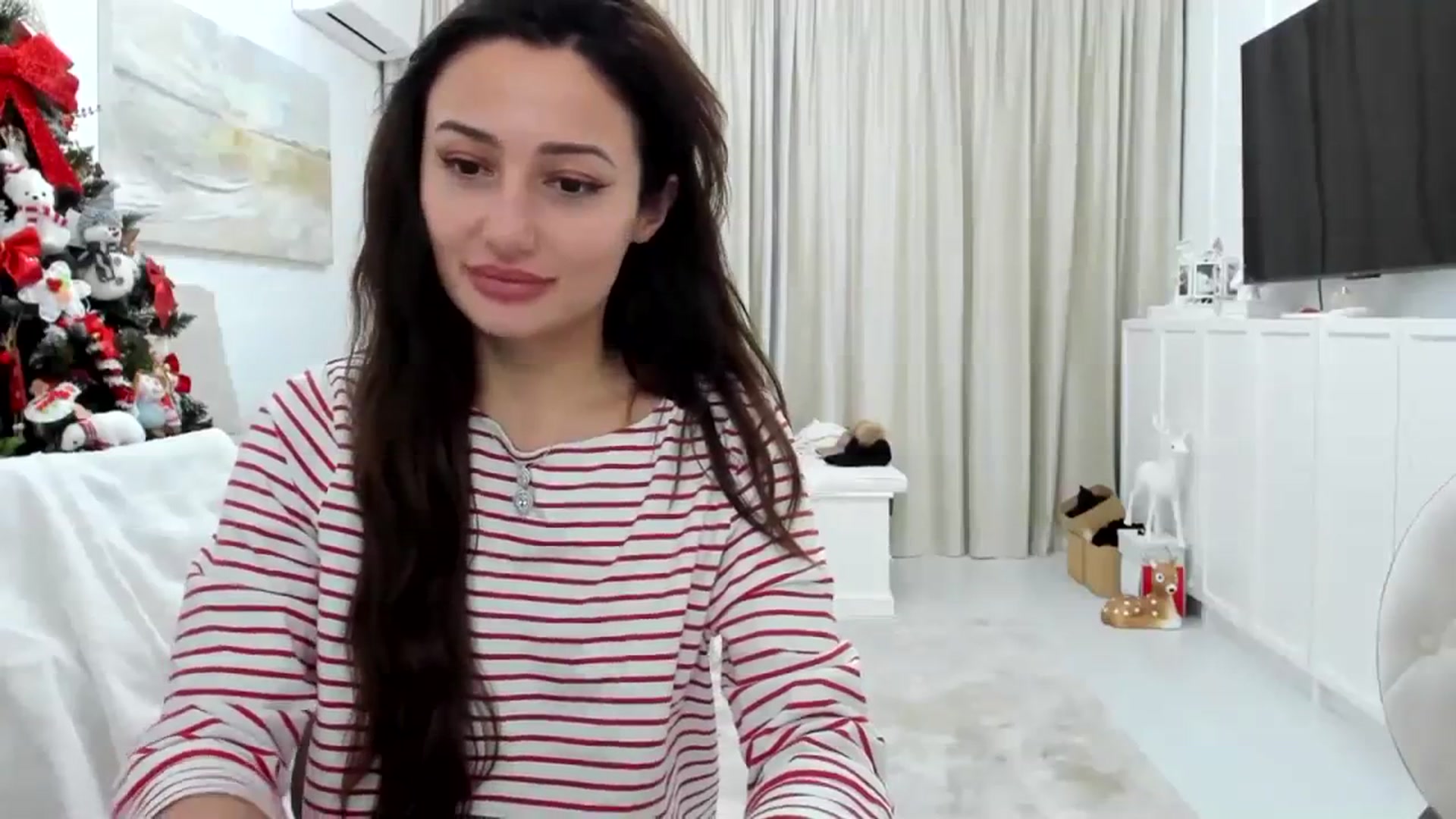 Gallery image thumbnail from Wennndyk's myfreecams stream on, 01/03/2024, 19:45 image 3 of 20