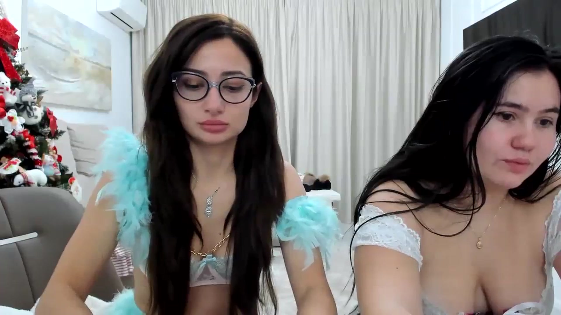 Gallery image thumbnail from Wennndyk's myfreecams stream on, 01/03/2024, 23:16 image 18 of 20