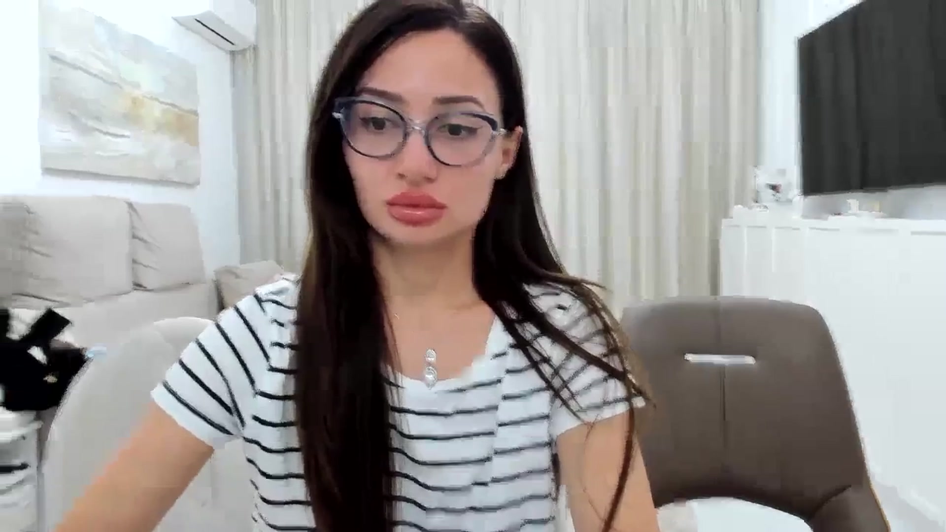 Gallery image thumbnail from Wennndyk's myfreecams stream on, 01/22/2024, 24:08 image 18 of 20