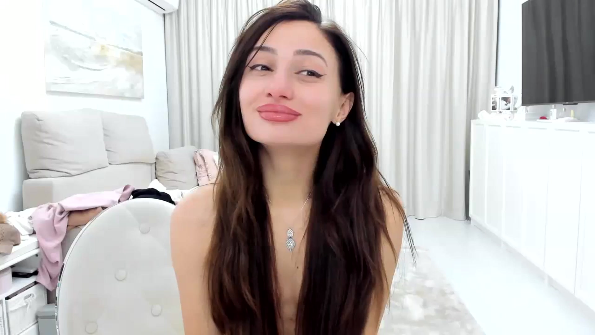 Gallery image thumbnail from Wennndyk's myfreecams stream on, 01/27/2024, 24:07 image 7 of 20