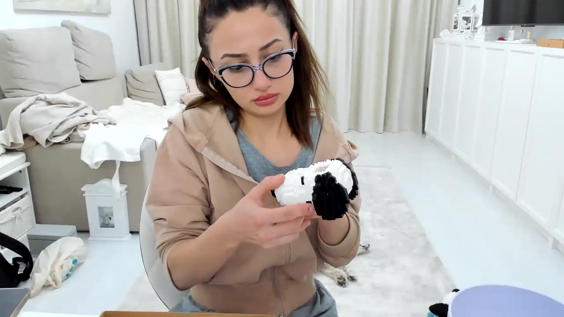 Gallery image thumbnail from Wennndyk's myfreecams stream on, 02/03/2024, 21:32 image 12 of 20