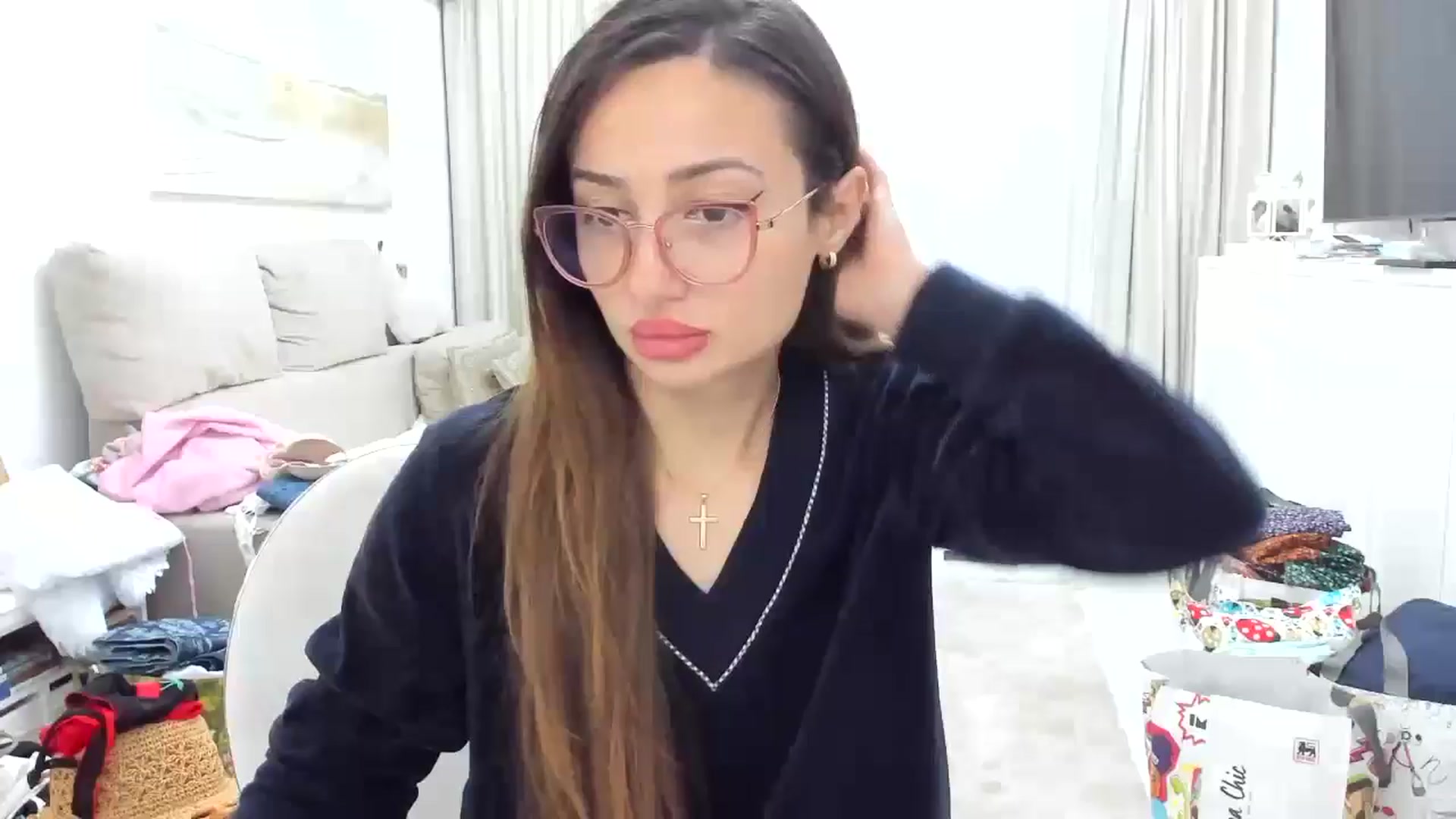 Gallery image thumbnail from Wennndyk's myfreecams stream on, 05/17/2024, 23:24 image 1 of 20