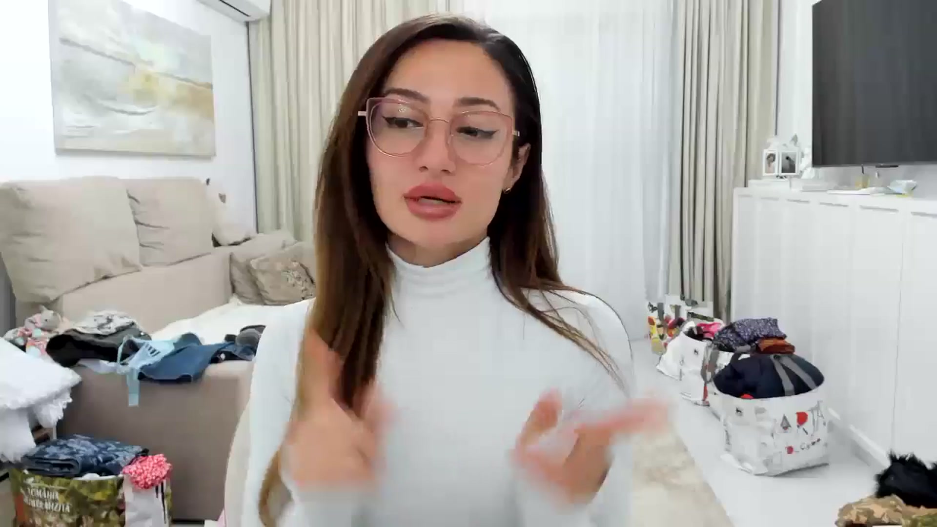 Gallery image thumbnail from Wennndyk's myfreecams stream on, 05/22/2024, 01:21 image 20 of 20