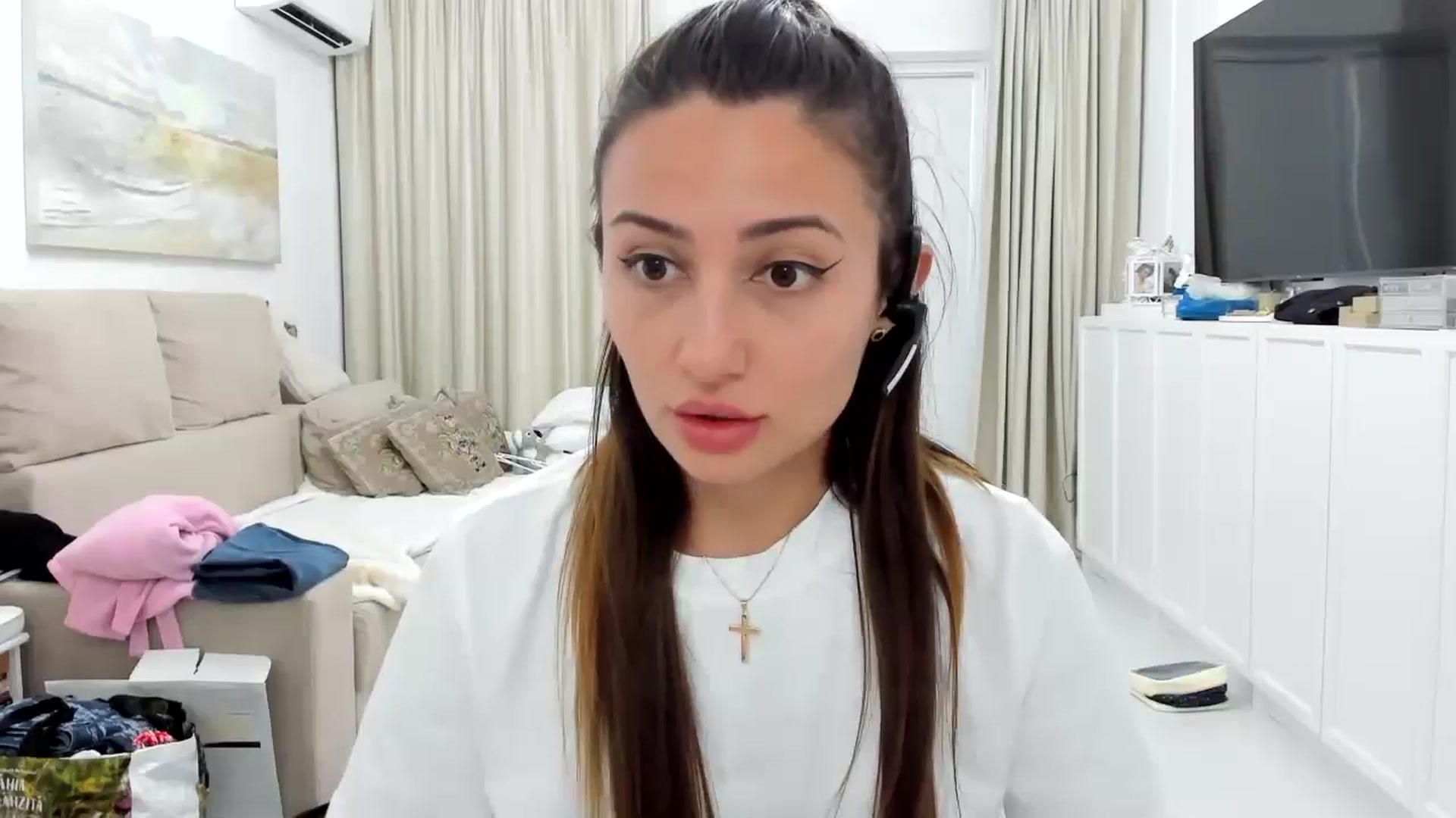 Gallery image thumbnail from Wennndyk's myfreecams stream on, 05/26/2024, 16:43 image 1 of 20