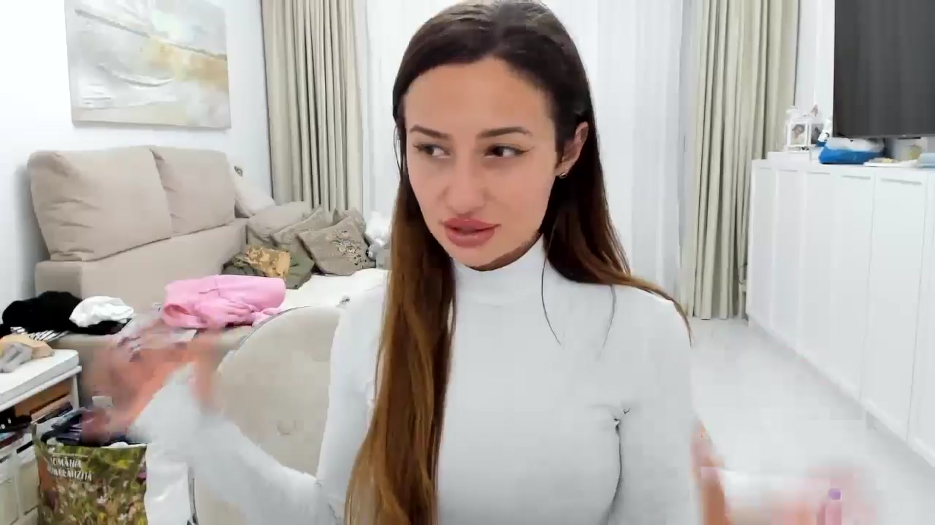 Gallery image thumbnail from Wennndyk's myfreecams stream on, 05/29/2024, 23:13 image 7 of 20