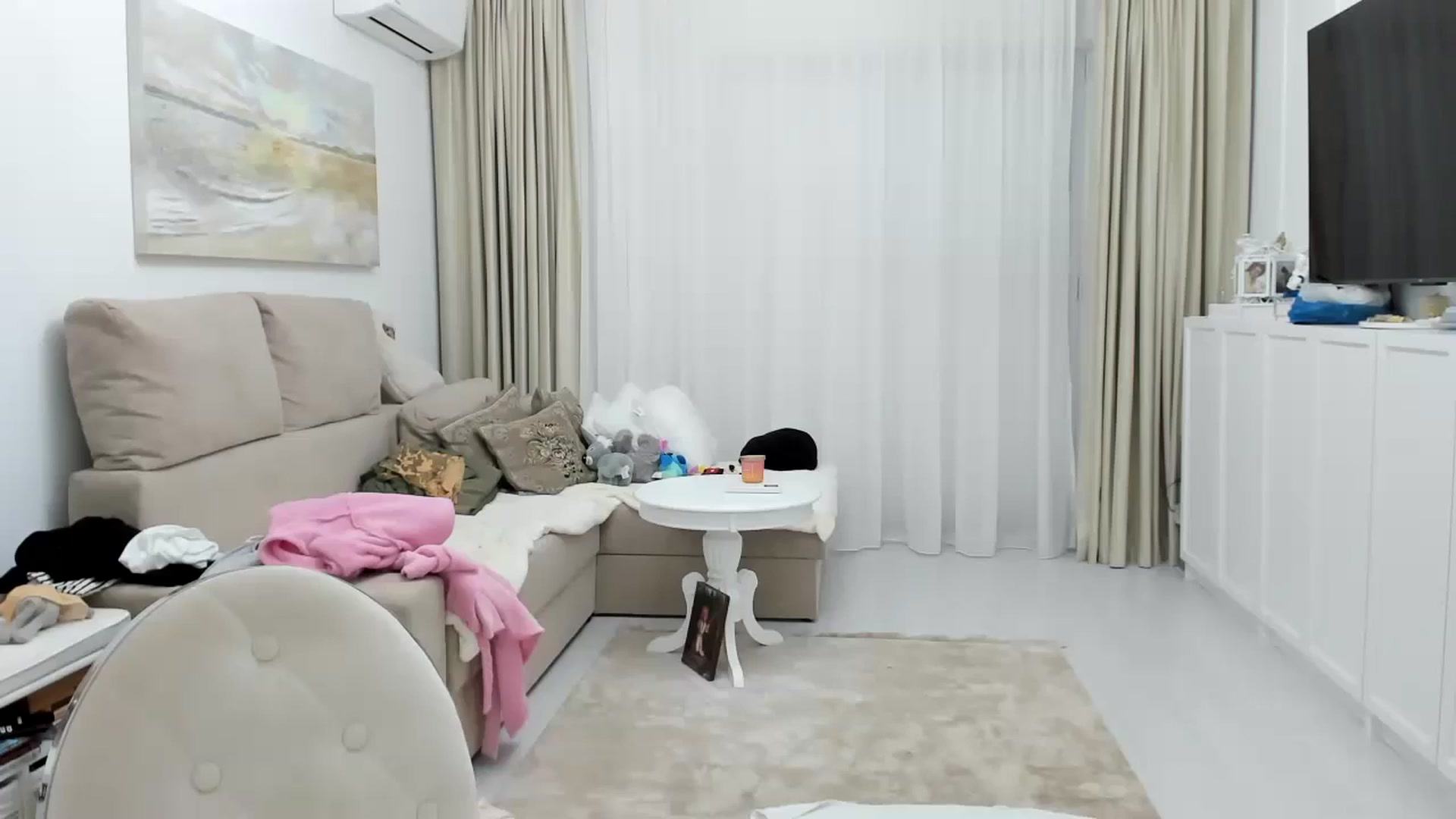 Gallery image thumbnail from Wennndyk's myfreecams stream on, 05/30/2024, 24:00 image 2 of 20
