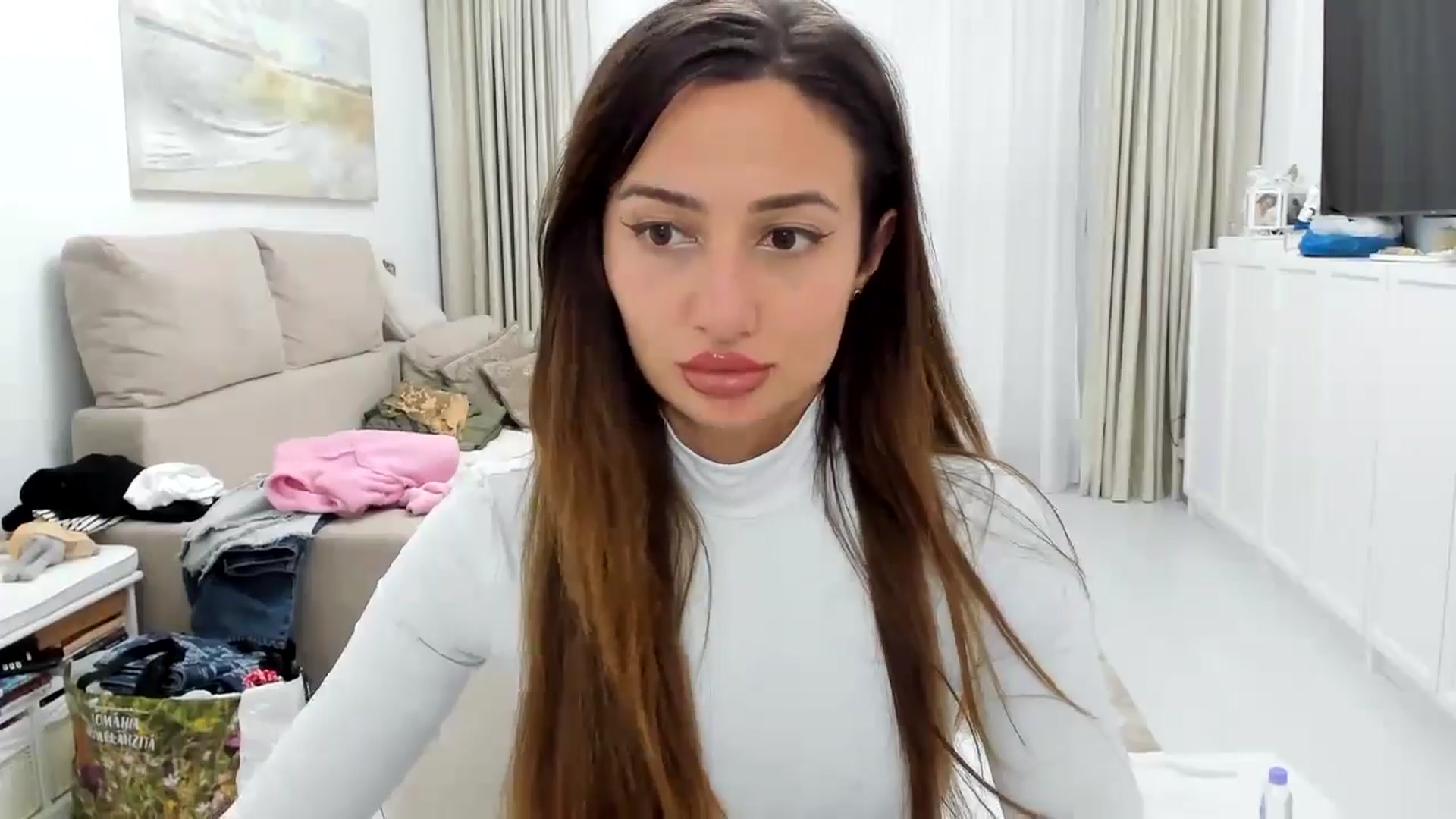 Gallery image thumbnail from Wennndyk's myfreecams stream on, 05/30/2024, 24:00 image 10 of 20