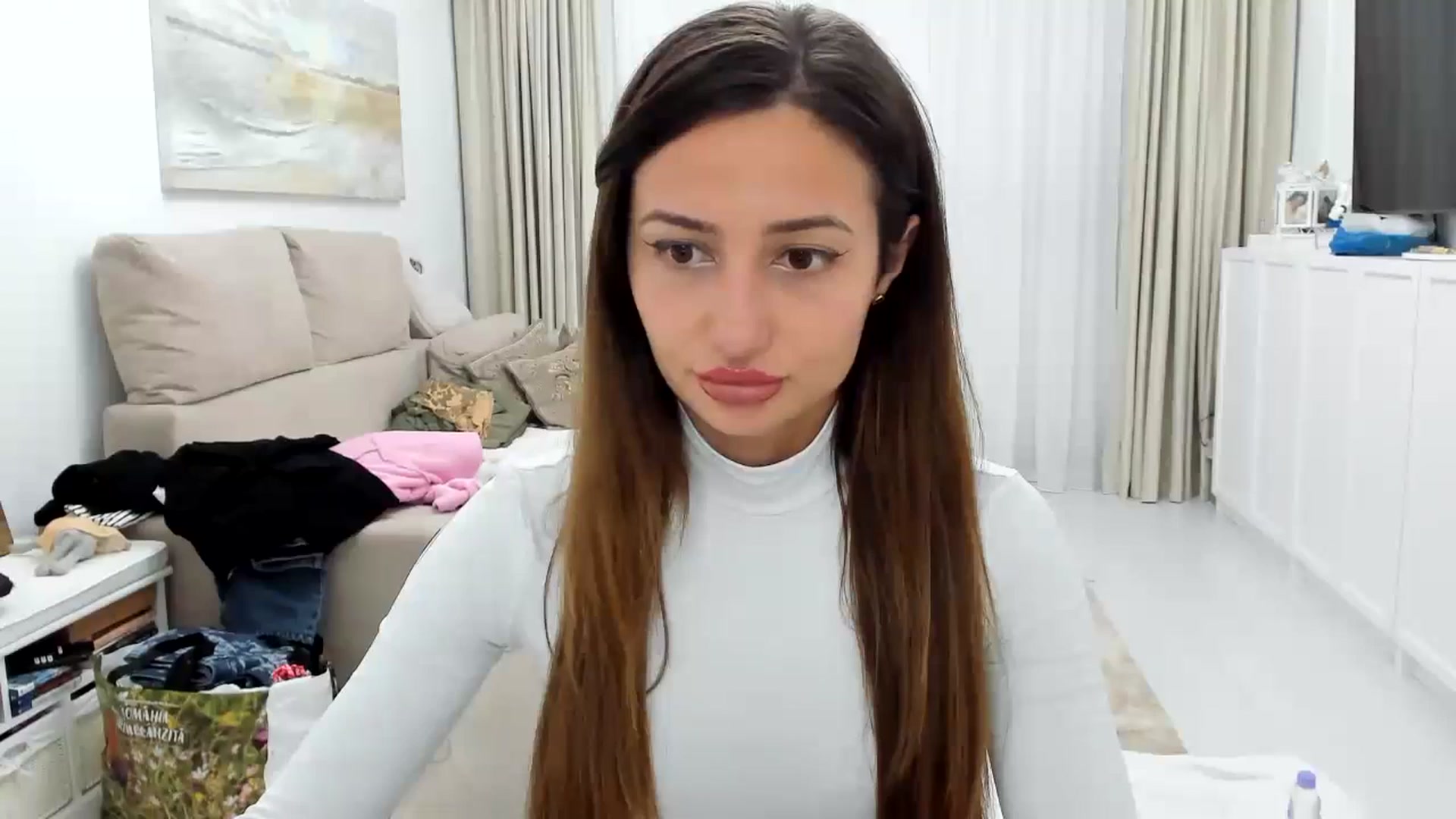 Gallery image thumbnail from Wennndyk's myfreecams stream on, 05/30/2024, 24:00 image 17 of 20