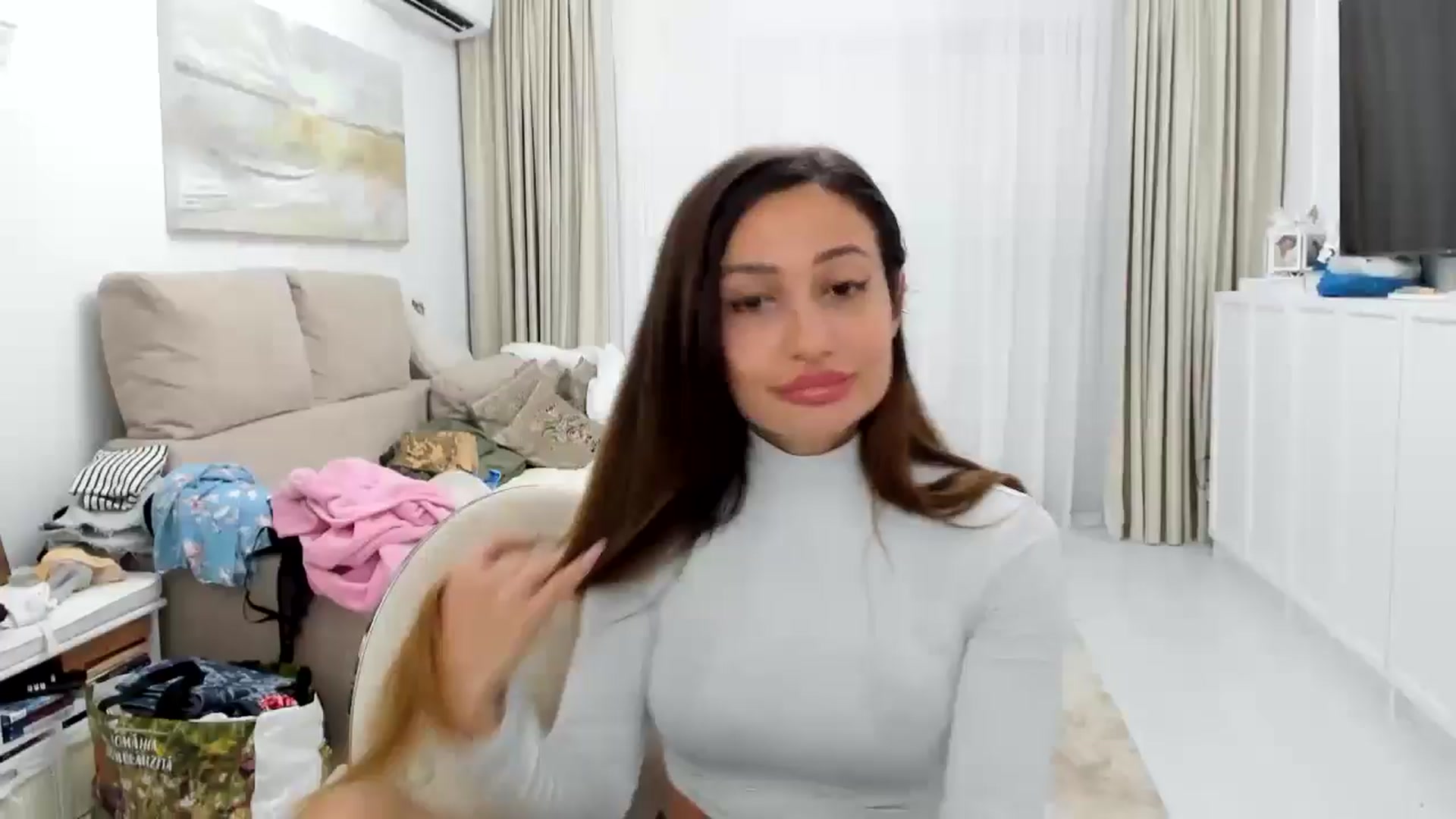 Gallery image thumbnail from Wennndyk's myfreecams stream on, 06/03/2024, 23:14 image 14 of 20