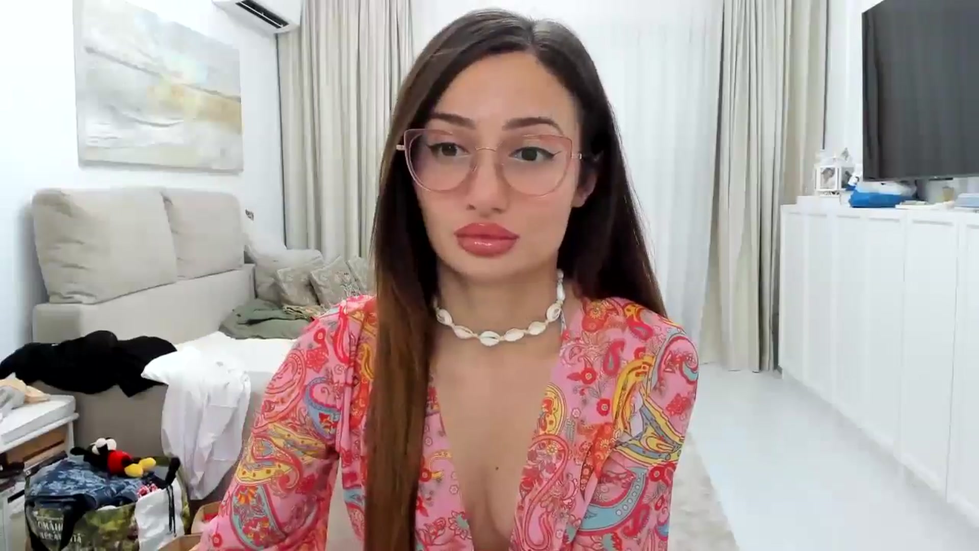 Gallery image thumbnail from Wennndyk's myfreecams stream on, 06/12/2024, 21:48 image 6 of 20