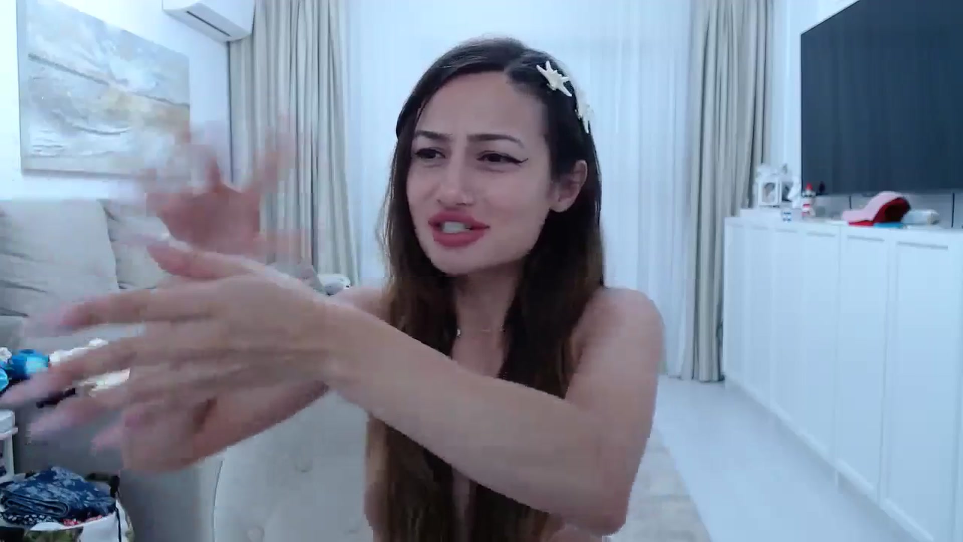 Gallery image thumbnail from Wennndyk's myfreecams stream on, 06/21/2024, 23:44 image 3 of 20