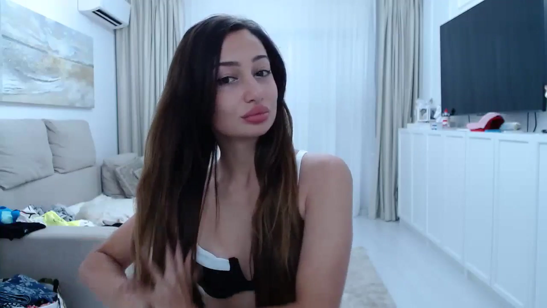 Gallery image thumbnail from Wennndyk's myfreecams stream on, 06/22/2024, 11:56 image 3 of 20