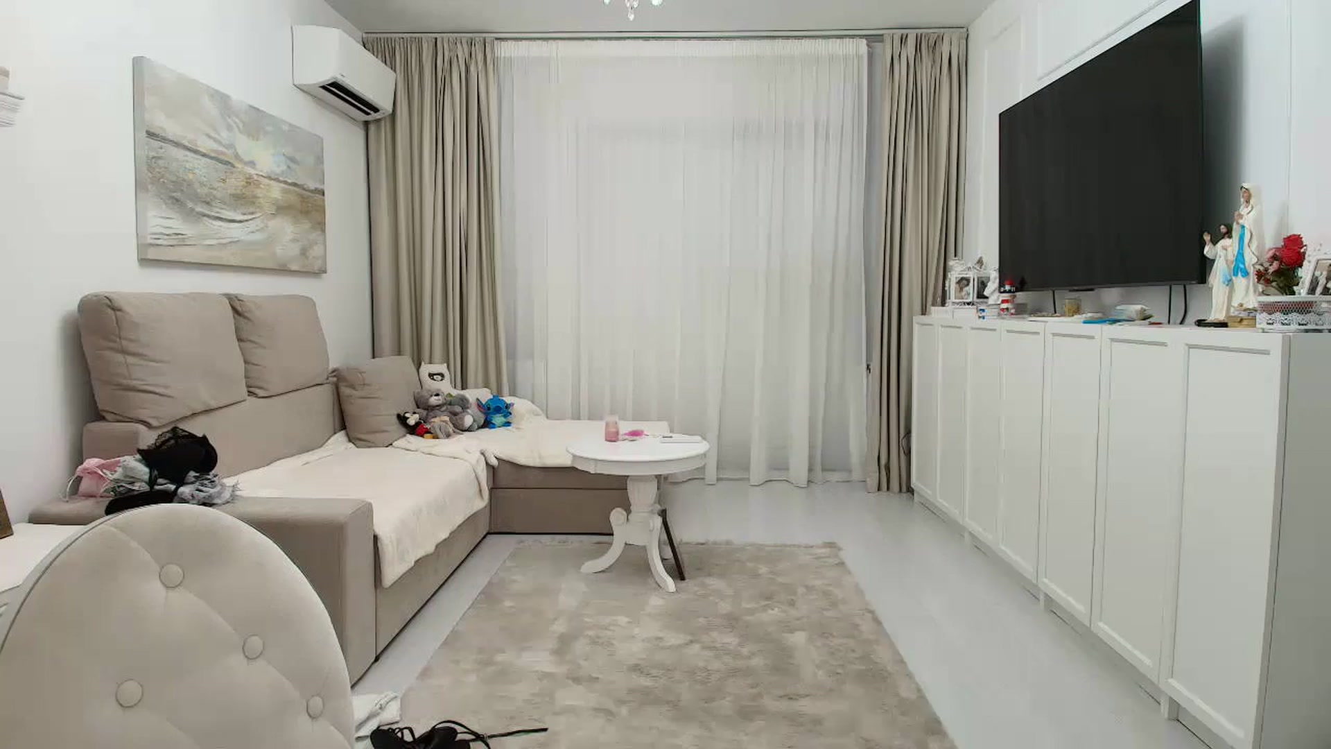 Gallery image thumbnail from Wennndyk's myfreecams stream on, 06/24/2024, 23:10 image 9 of 20
