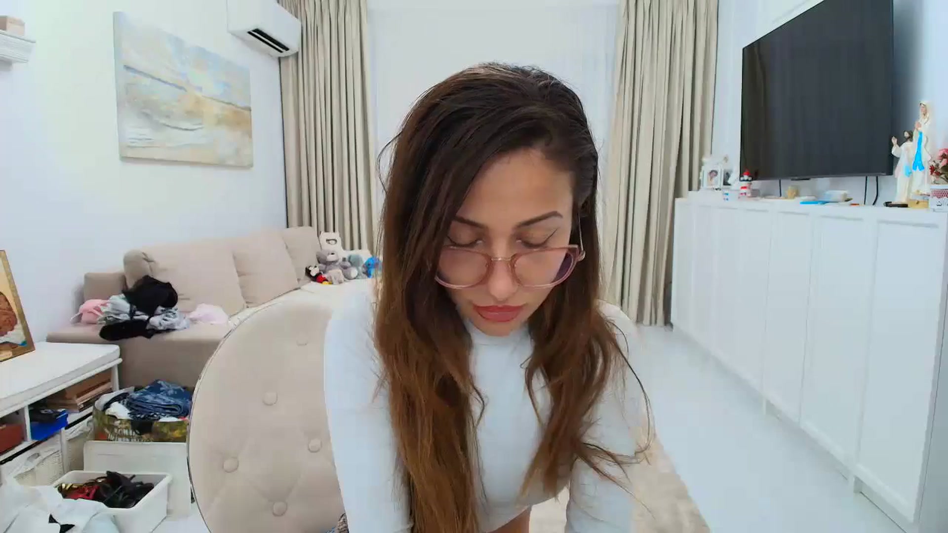 Gallery image thumbnail from Wennndyk's myfreecams stream on, 06/24/2024, 23:10 image 18 of 20