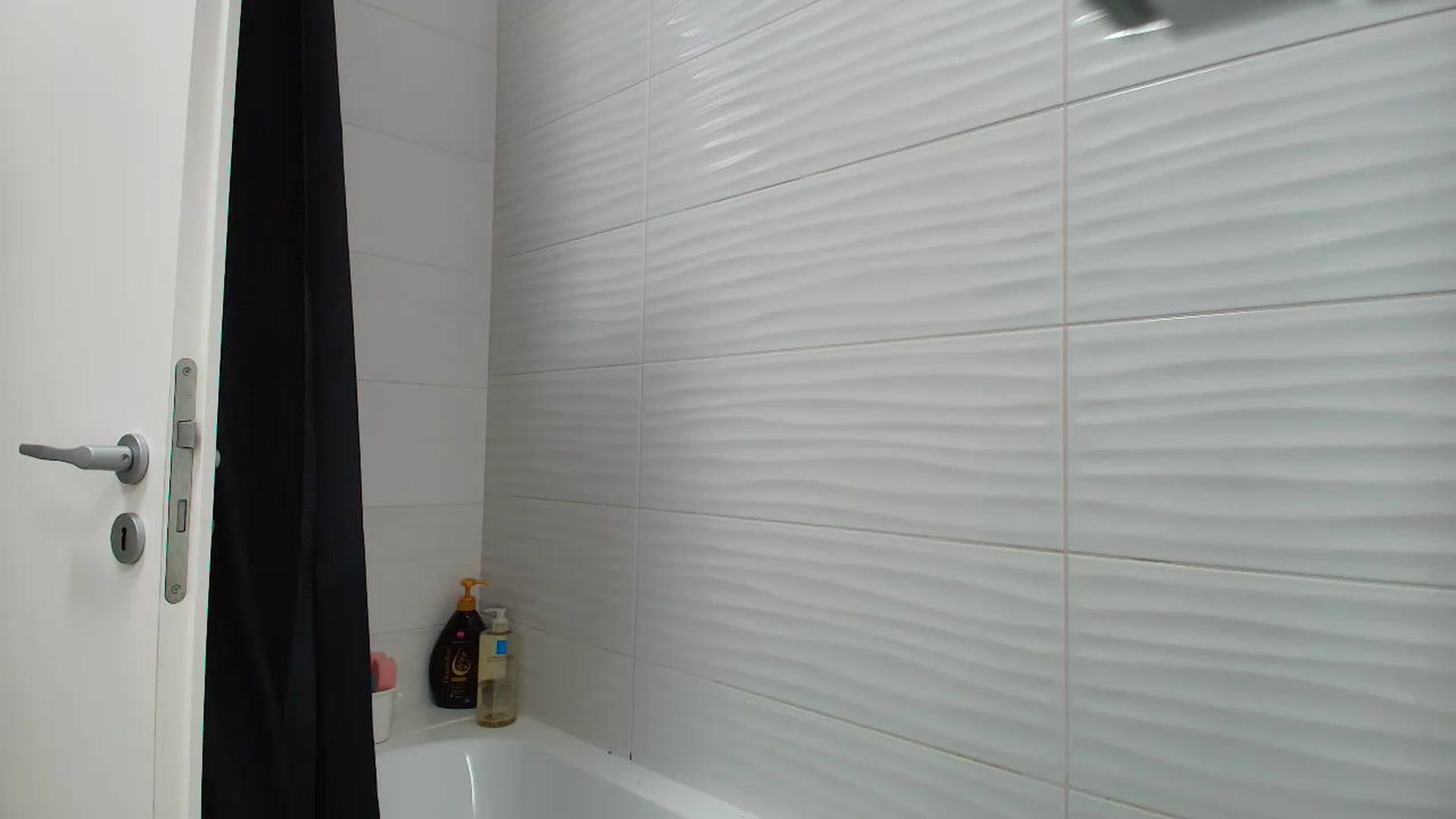 Gallery image thumbnail from Wennndyk's myfreecams stream on, 07/06/2024, 19:58 image 13 of 20
