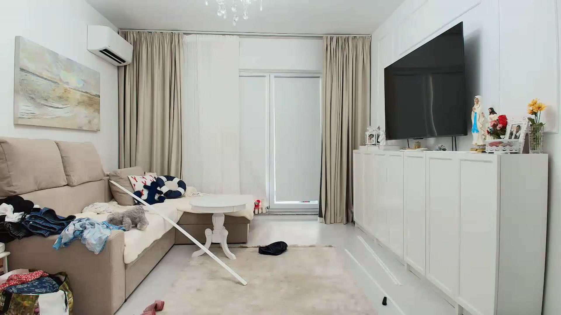 Gallery image thumbnail from Wennndyk's myfreecams stream on, 07/14/2024, 14:52 image 6 of 20