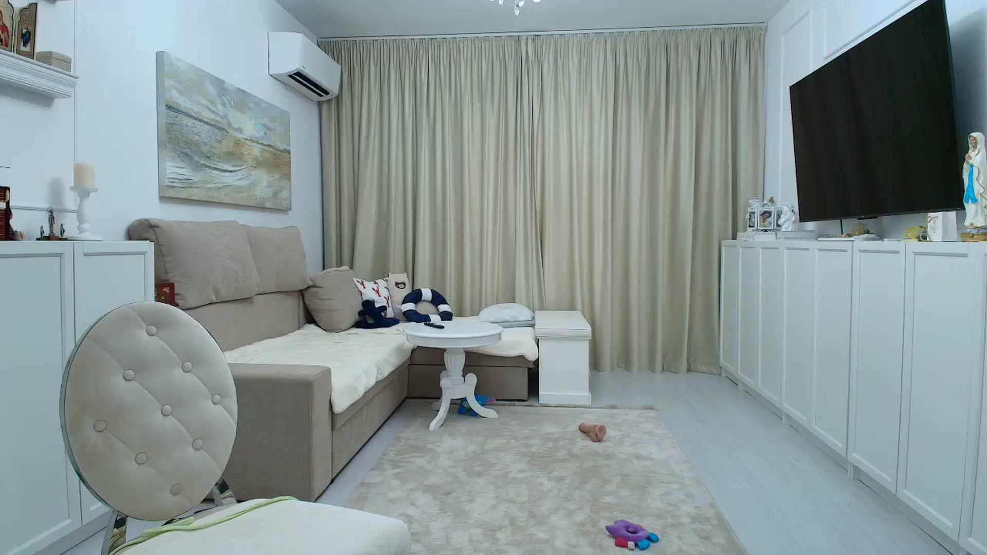Gallery image thumbnail from Wennndyk's myfreecams stream on, 08/10/2024, 13:40 image 11 of 20