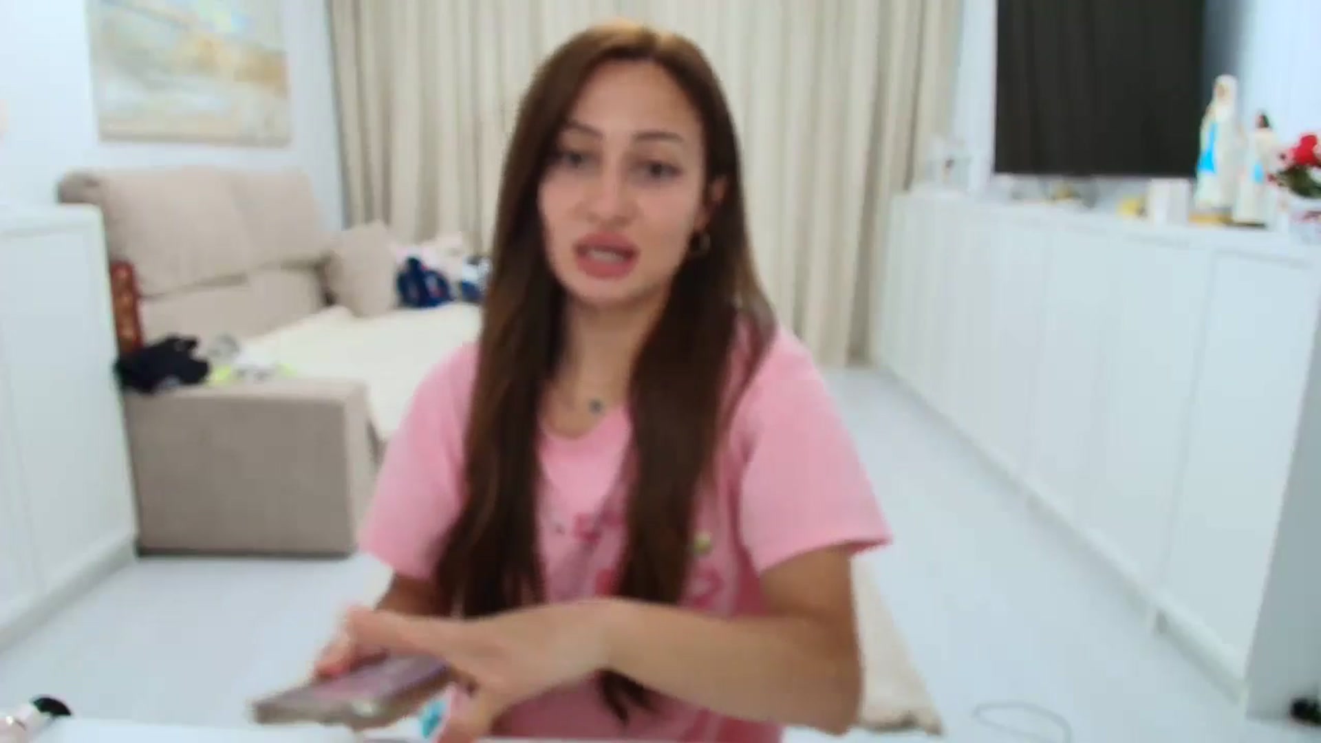 Gallery image thumbnail from Wennndyk's myfreecams stream on, 08/11/2024, 17:45 image 16 of 20