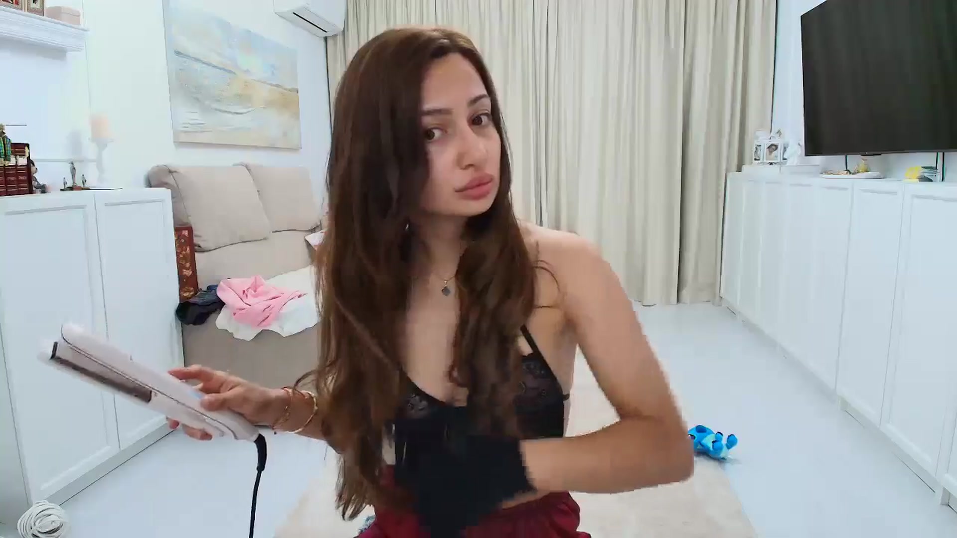Gallery image thumbnail from Wennndyk's myfreecams stream on, 08/27/2024, 22:52 image 13 of 20