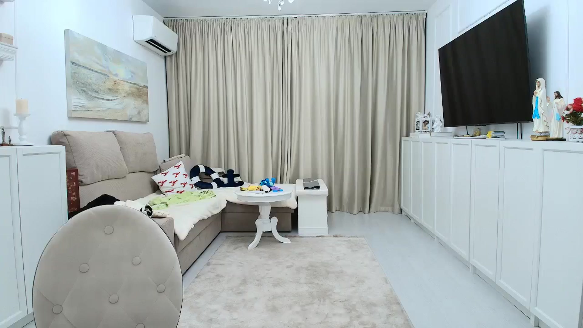 Gallery image thumbnail from Wennndyk's myfreecams stream on, 08/31/2024, 21:17 image 4 of 20