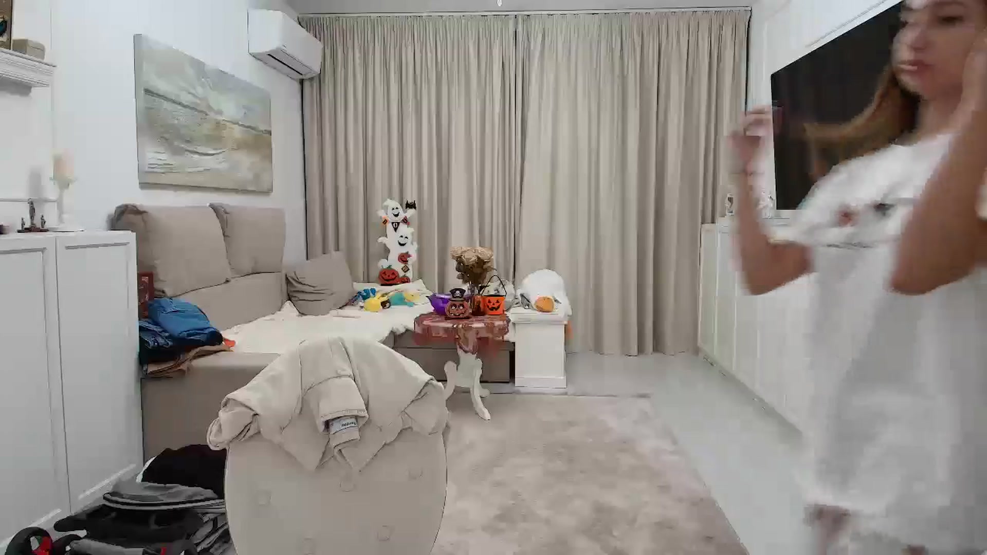 Gallery image thumbnail from Wennndyk's myfreecams stream on, 10/24/2024, 22:35 image 20 of 20